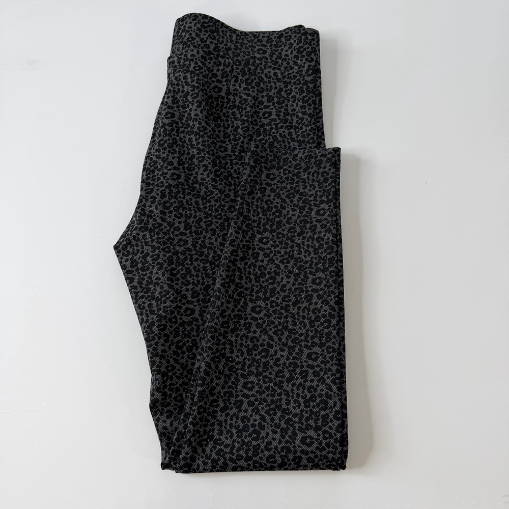 LOFT Black Leopard Print Leggings Size M